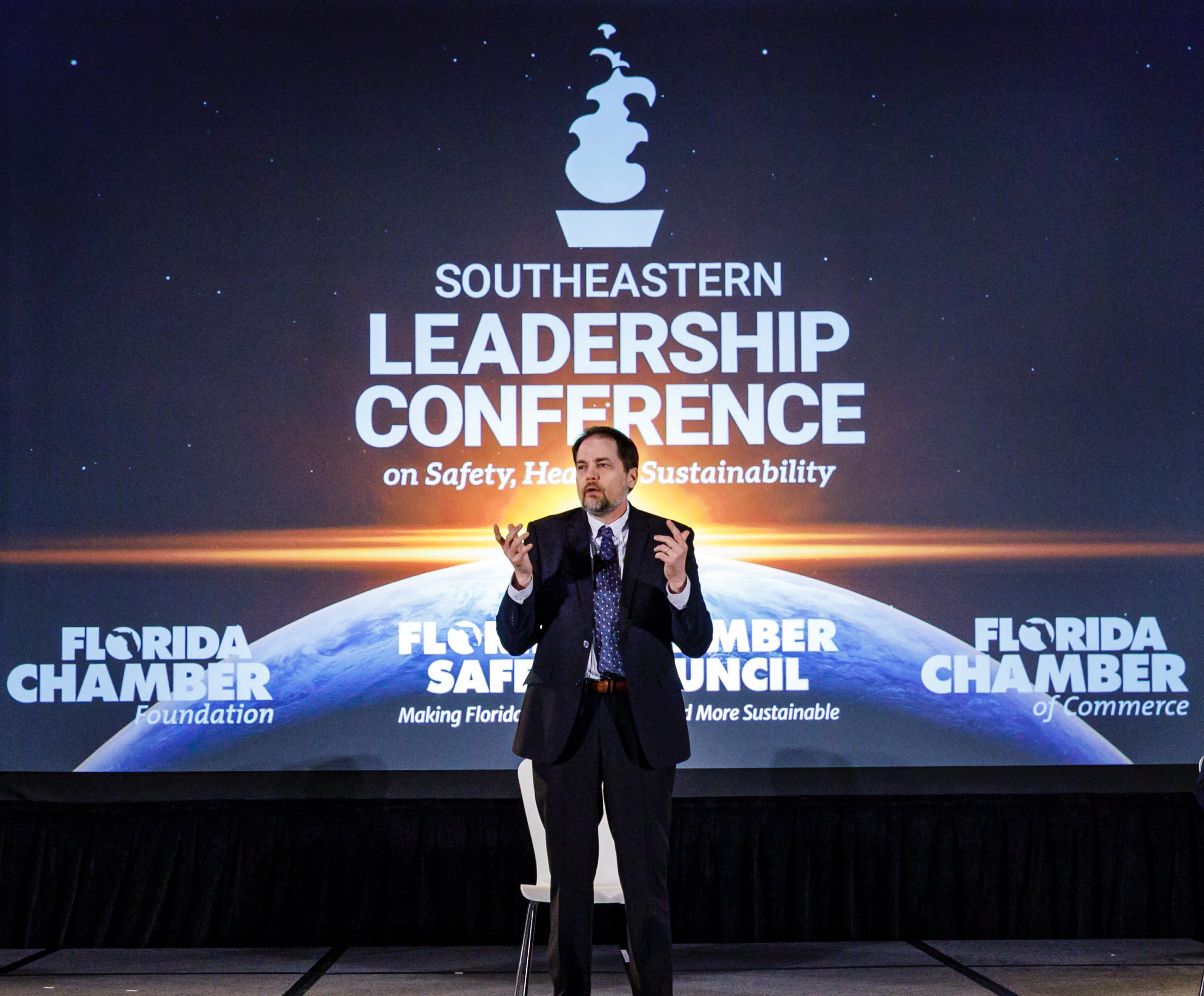 Darren Sapp speaking at leadership conference in Orlando, FL